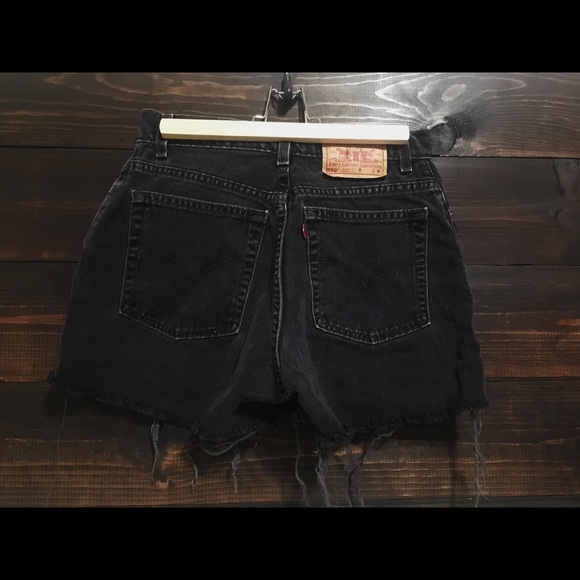 LEVI’S Vintage shorts - Picture 3 of 3